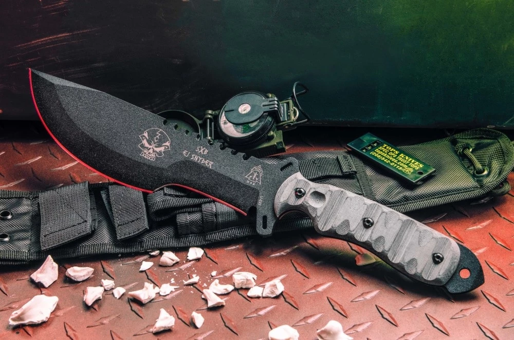 Are You an Outdoor Enthusiast? These SMKW Knives Are Built for the Wild